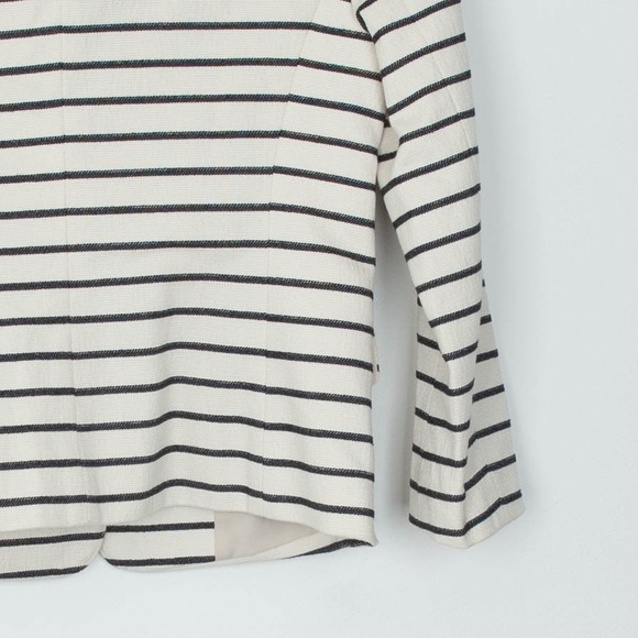 Ann Taylor Womens Petite Striped Blazer Jacket Cream Black Button Front Size 0P - Picture 9 of 9